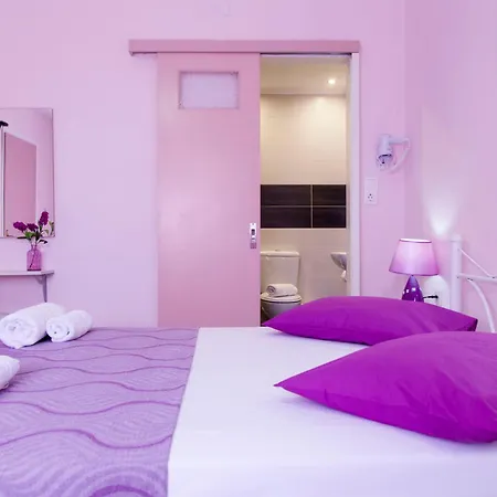Tasoula's Vista Aparthotel 3*