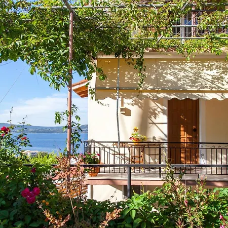 Tasoula's Vista Hotel de apartamente Nikiana